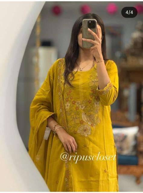 Jaipuri cotton 3pcs Kurtis at wholesale rates